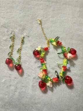 Apple Garden Glass Bead Bracelet & Earrings Set - Red & Green